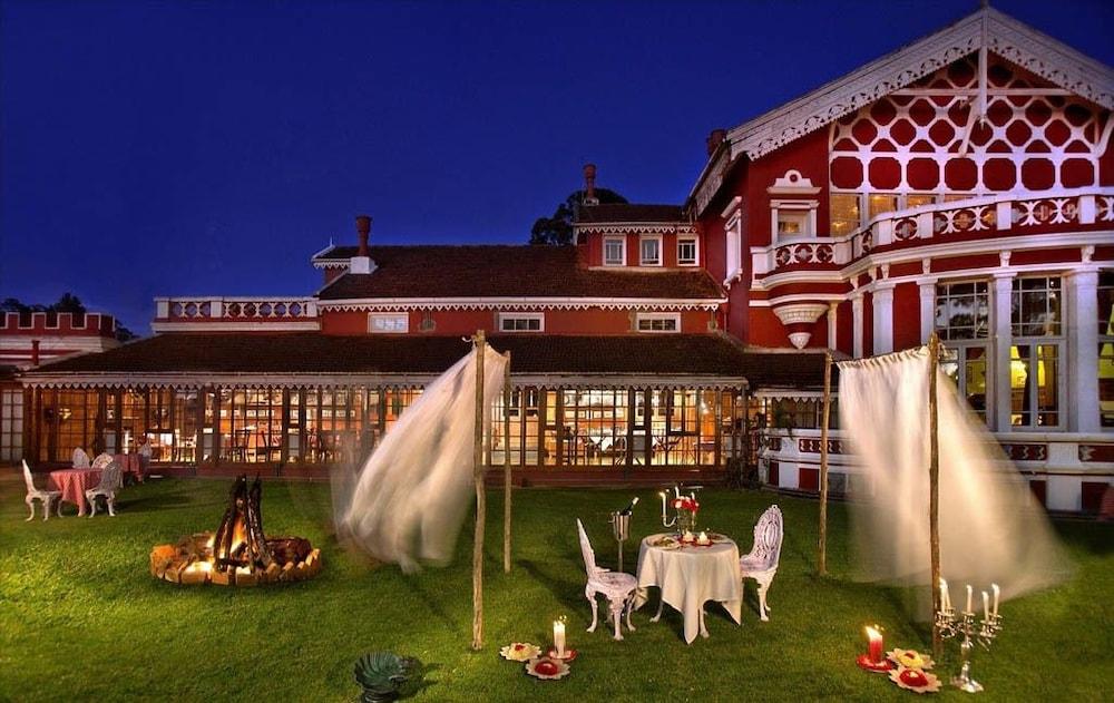 Welcomheritage Fernhills Royal Palace Ooty Exterior foto